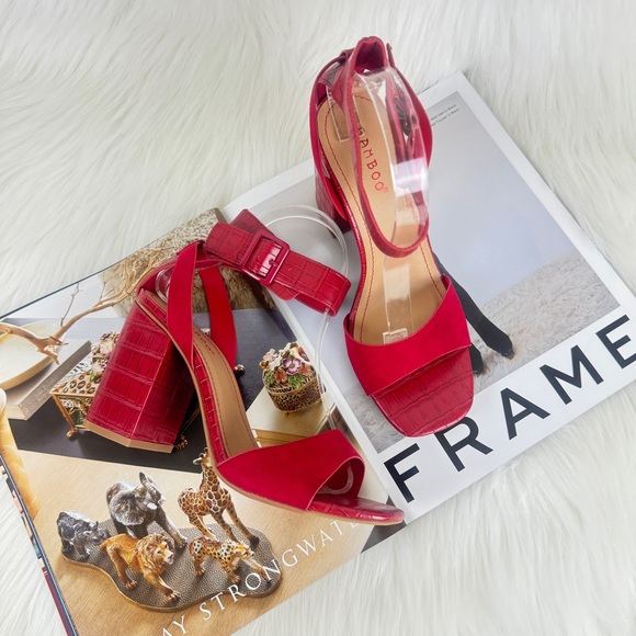 Women's Bamboo Red Milestone Croc Accent Ankle Strap Chunky Block Heel Sandals - Picture 3 of 11